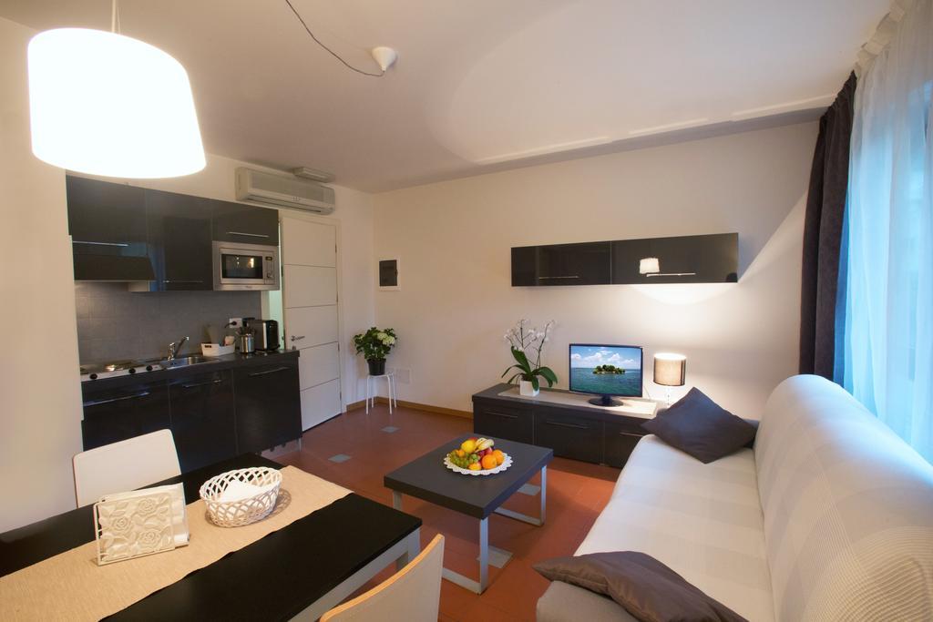 גראדו Lacroma Aparthotel חדר תמונה