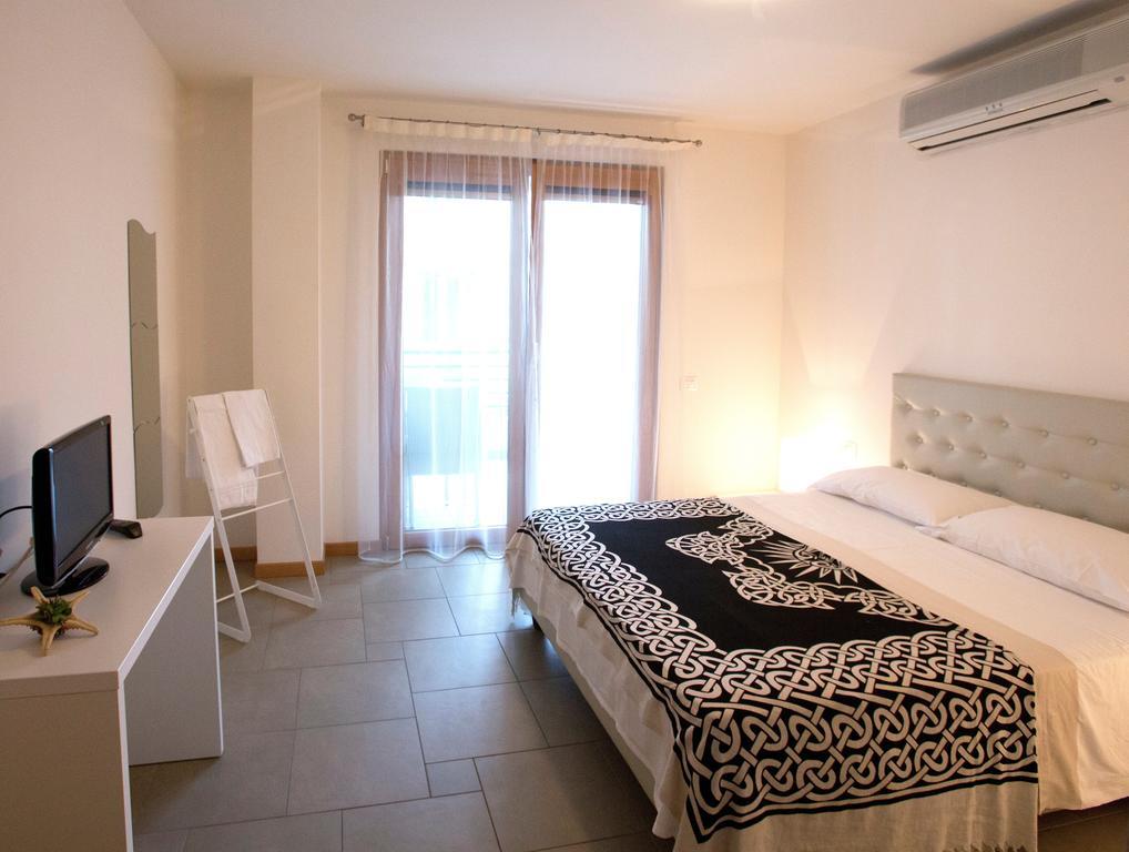 גראדו Lacroma Aparthotel חדר תמונה