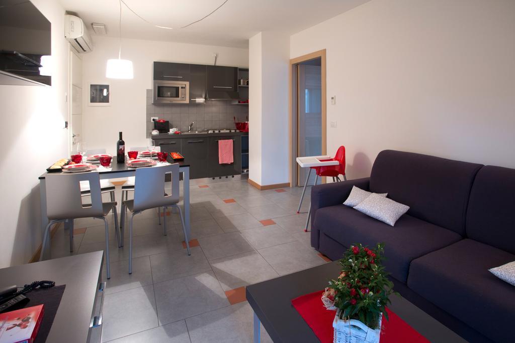 גראדו Lacroma Aparthotel חדר תמונה