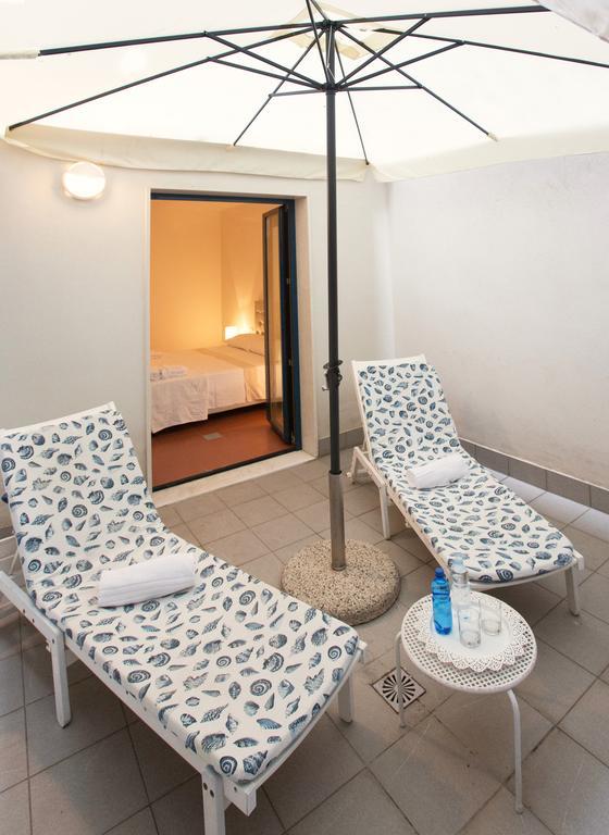 גראדו Lacroma Aparthotel חדר תמונה